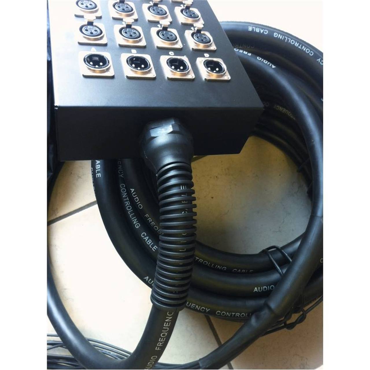43-quik-lok-box-605-20k-stage-box-8-in-4-out-20-mt-70-00763_1